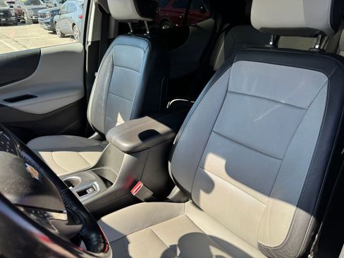 Used 2019 Chevrolet Equinox Premier FWD image 21