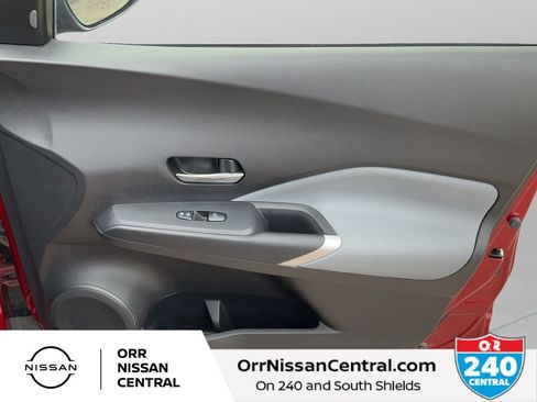 Used 2023 Nissan Kicks SR w/ SR Premium Package FWD image 10