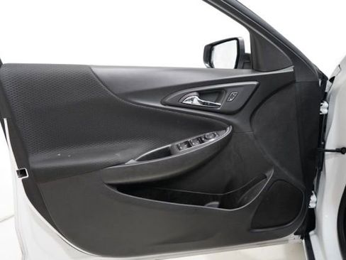 Used 2024 Chevrolet Malibu LT image 20