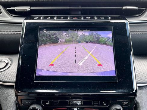 Used 2023 Jeep Grand Cherokee L Laredo AWD/4WD image 13