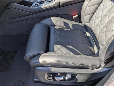 New 2026 BMW X6 M60i image 4