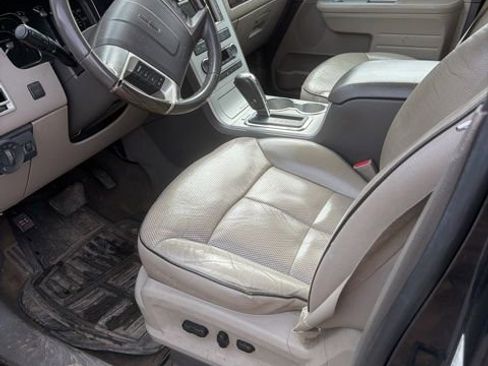 Used 2008 Lincoln MKX AWD image 4