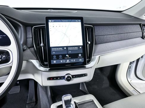 New 2026 Volvo XC90 T8 Ultra w/ Protection Package Premier image 13