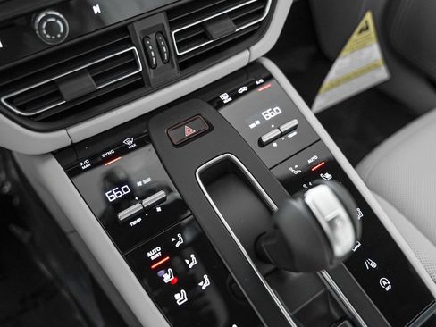 New 2026 Porsche Macan GTS AWD/4WD image 21