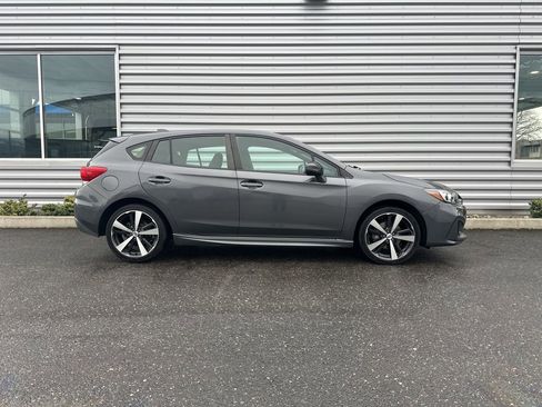 Used 2018 Subaru Impreza 2.0i Sport w/ Popular Package #2 AWD/4WD image 2