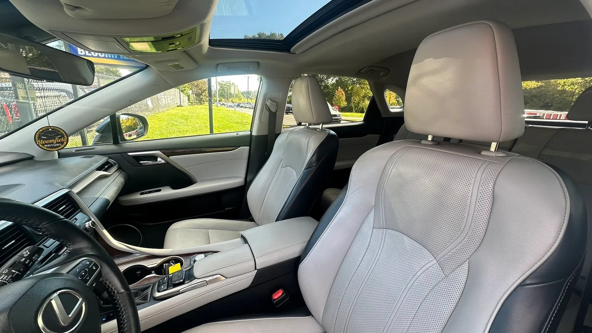 Used 2017 Lexus RX 350 AWD w/ Premium Package image 25