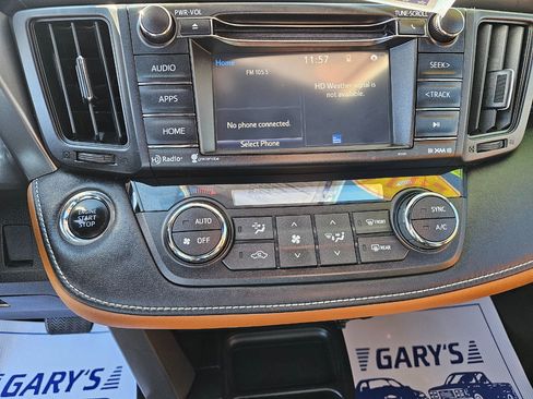 Used 2016 Toyota RAV4 SE image 18