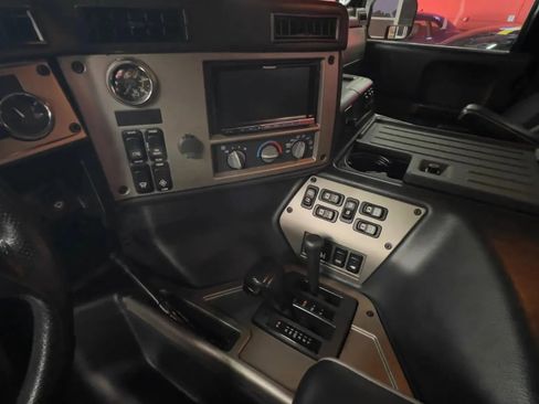 Used 2006 HUMMER H1 4-Door Open Top AWD/4WD image 19