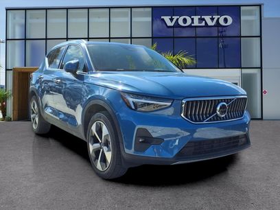 Used 2024 Volvo XC40 B5 Plus w/ Protection Package Premier