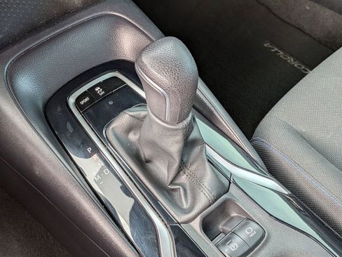 Used 2022 Toyota Corolla SE image 24