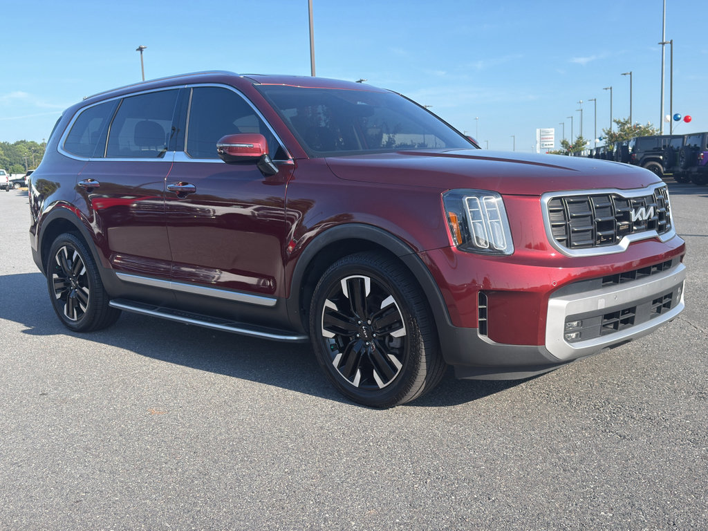 Used 2023 Kia Telluride SX Prestige AWD/4WD image 2
