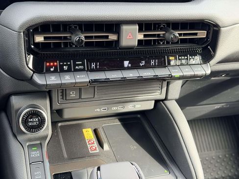 New 2026 Toyota Land Cruiser image 5