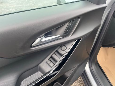 New 2026 Chevrolet Equinox LT image 10