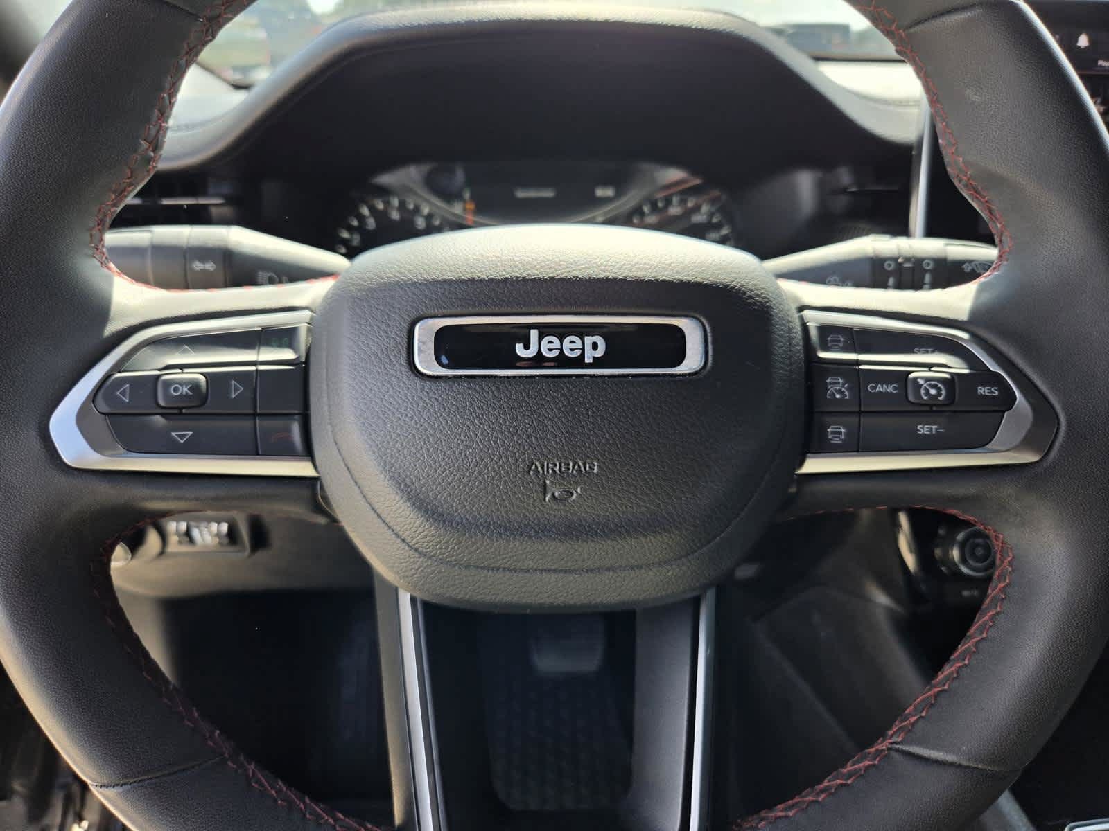 Used 2023 Jeep Compass Trailhawk AWD/4WD image 18