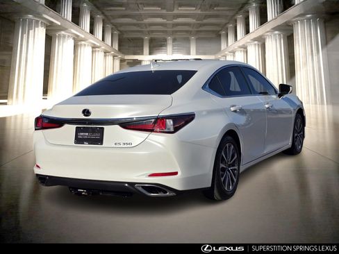 Certified 2022 Lexus ES 350 image 6
