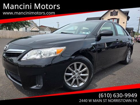 Used 2011 Toyota Camry Hybrid w/ Upgrade Pkg FWD image 1