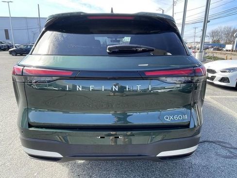 Certified 2026 INFINITI QX60 Luxe w/ Cargo Package AWD/4WD image 6