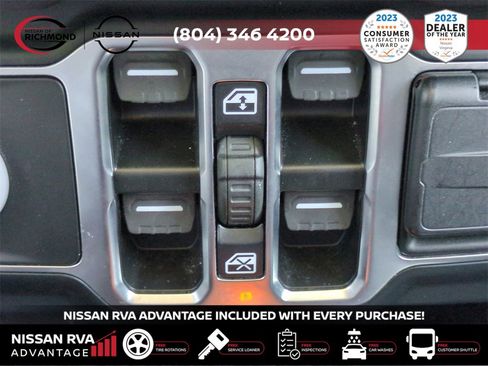 Used 2024 Jeep Wrangler Unlimited Sahara image 24