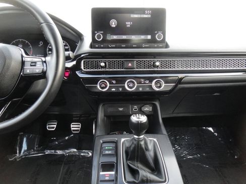 Used 2022 Honda Civic Sport image 15