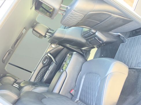 Used 2023 INFINITI QX80 Sensory w/ All-Season Package AWD/4WD image 18