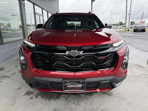 Used 2025 Chevrolet Equinox RS w/ Safety and Technology Package FWD image 2