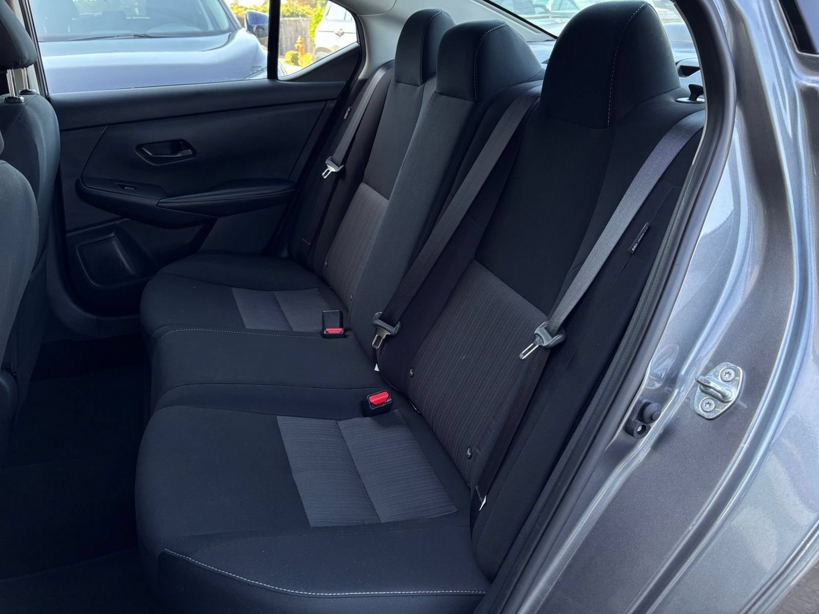 Used 2025 Nissan Sentra SV FWD image 35