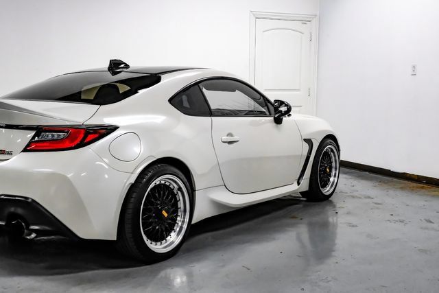 Used 2022 Toyota GR86 Premium w/ ALL Weather Mat Package (TMS) RWD image 11