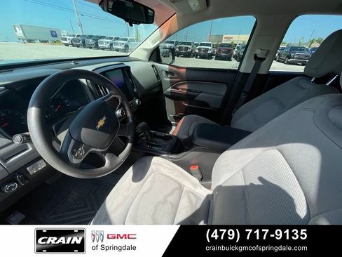 Used 2020 Chevrolet Colorado W/T w/ Custom Special Edition RWD image 9