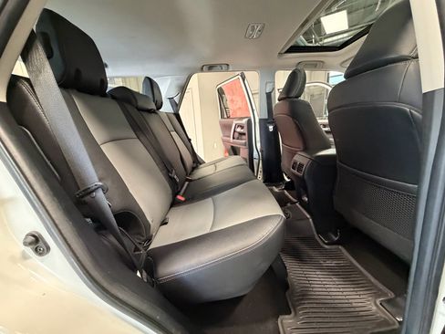 Used 2022 Toyota 4Runner SR5 Premium w/ Moonroof Package AWD/4WD image 55