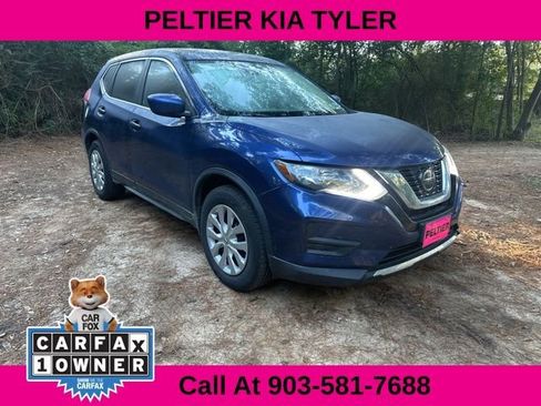 Used 2019 Nissan Rogue S image 1