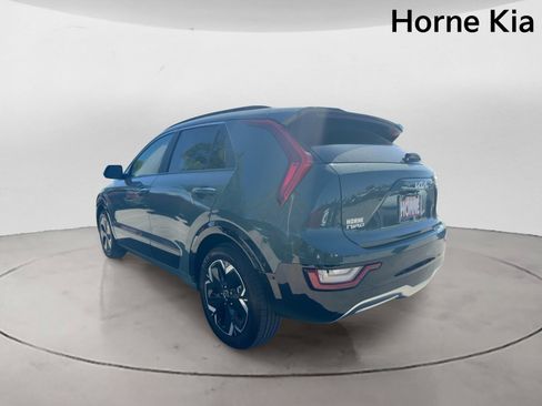 Certified 2024 Kia Niro Wave FWD image 5