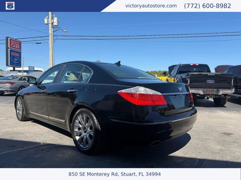 Used 2011 Hyundai Genesis 3.8 w/ Premium Navigation Pkg 3 image 7