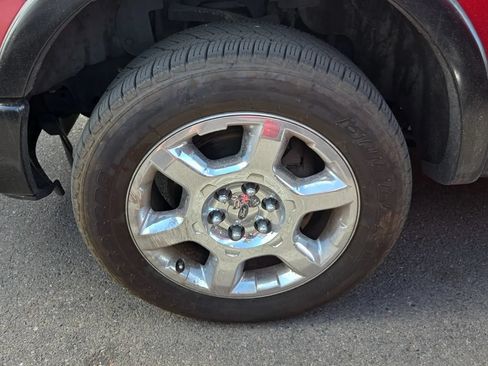 Used 2014 Ford F150 Lariat w/ Equipment Group 502A Luxury AWD/4WD image 12