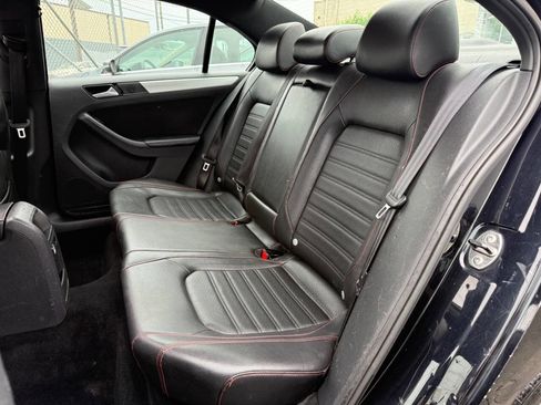 Used 2013 Volkswagen Jetta GLI Autobahn FWD image 11