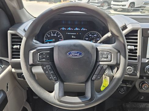 Used 2022 Ford F250 XL w/ STX Appearance Package AWD/4WD image 14