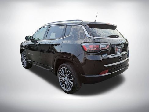 Used 2022 Jeep Compass Limited w/ Elite Group AWD/4WD image 6