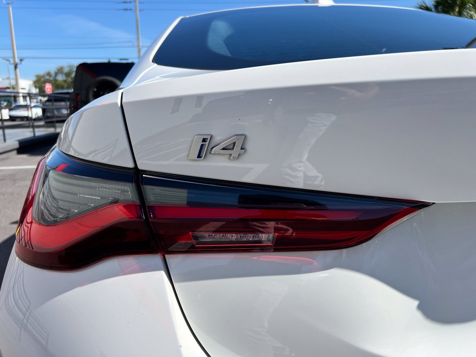 Used 2024 BMW i4 eDrive35 w/ Premium Package RWD image 27