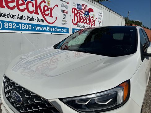 Used 2020 Ford Edge Titanium w/ Equipment Group 301A AWD/4WD image 9