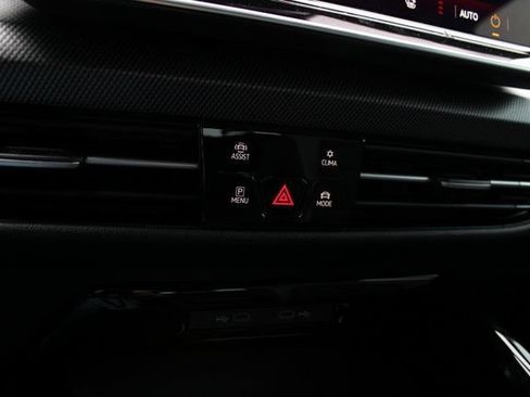 New 2026 Volkswagen GTI SE FWD image 10
