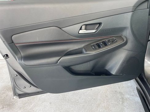 Used 2026 Nissan Sentra SR w/ Floor Mat Package FWD image 9