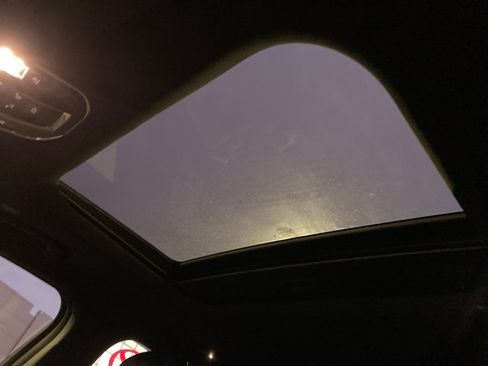 Used 2024 Jeep Grand Cherokee L Altitude image 15