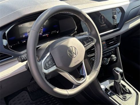 New 2024 Volkswagen Taos SE image 12