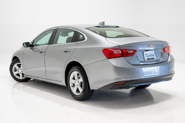 Used 2024 Chevrolet Malibu LT FWD image 27