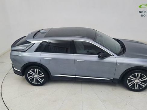Used 2023 Cadillac Lyriq 2WD image 76
