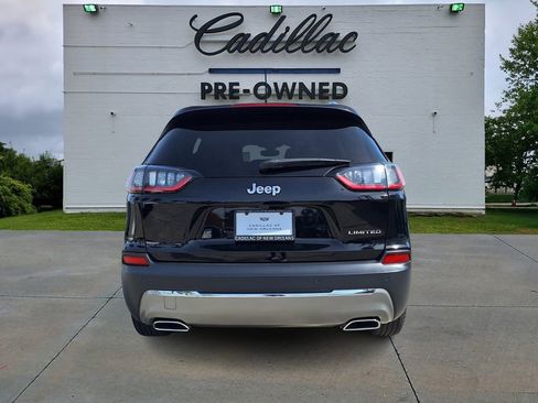 Used 2019 Jeep Cherokee Limited image 4