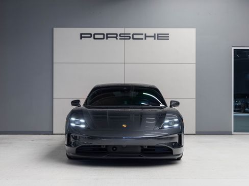 Certified 2025 Porsche Taycan image 10