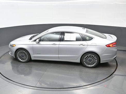 Used 2018 Ford Fusion Titanium FWD image 34