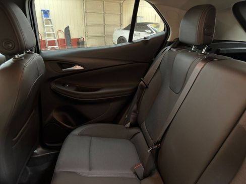 Used 2025 Buick Encore GX Preferred FWD image 38