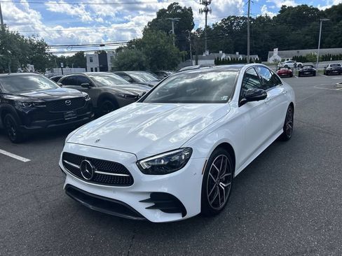 Used 2022 Mercedes-Benz E 450 4MATIC Sedan image 4