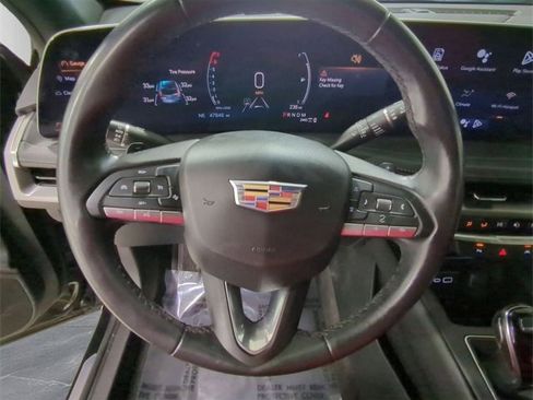 Certified 2024 Cadillac XT4 Premium Luxury image 11